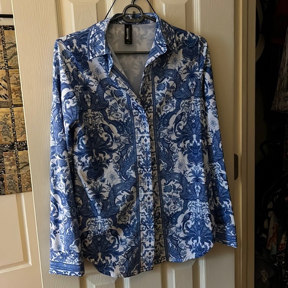 NWOT Blackmilk Chinoiserie Long Sleeve Business Time Shirt XS (sold out) - Picture 4 of 8
